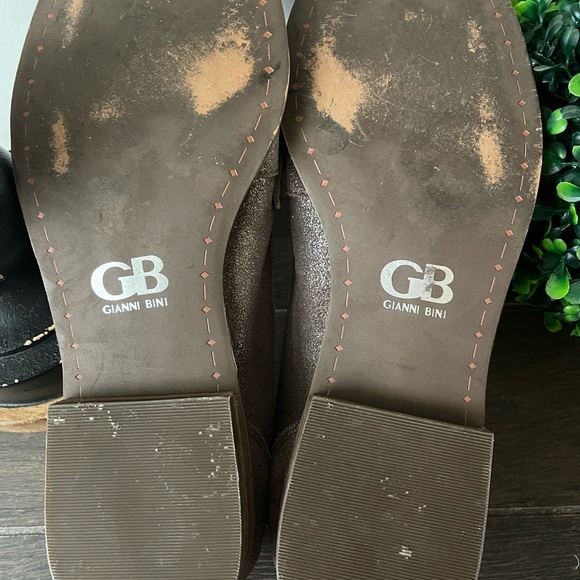Gianni Bini Size 9.5 M Tan Brown Leather Silver Metallic Sparkle Penny Loafers - Picture 13 of 14